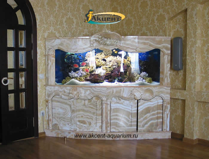 Акцент-аквариум, аквариум угловой 800 литров, отделка - яшма